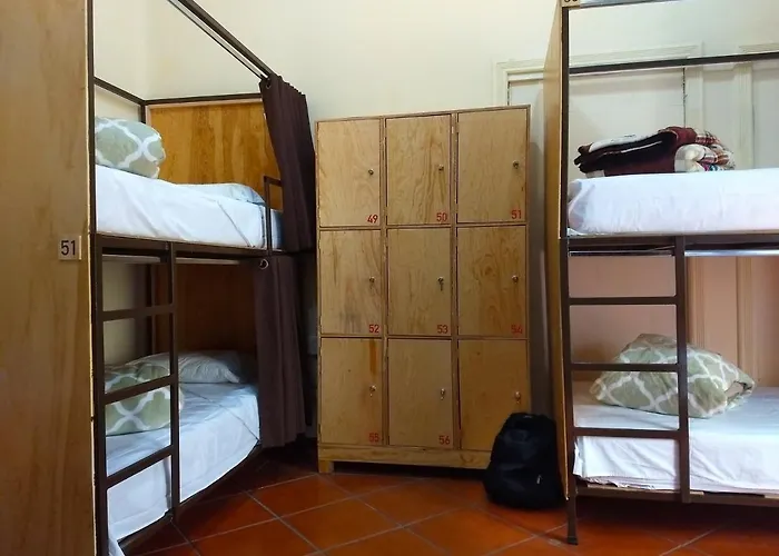 Casa Maria Hostel *